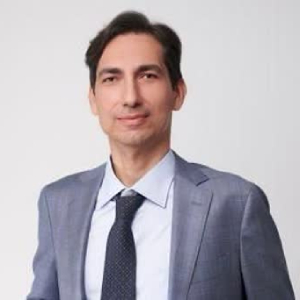 دکتر مصطفی مظفری بهترین وکیل ایرانی در استرالیا